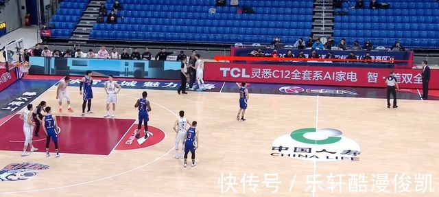 篮板|老冤家聚首,马布里李春江球员通道险些大打出手,篮协将追加处罚