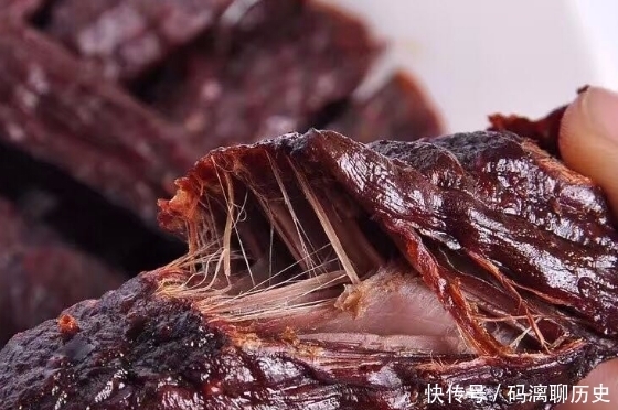 好吃|网评“最好吃”的8种零食,有你喜欢的吗?牛肉干排第4,第1是它