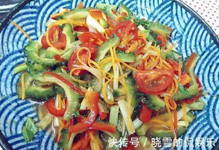 好吃|天热，苦瓜跟它是绝配，教你这样做，酸甜爽口又开胃，好吃不腻！