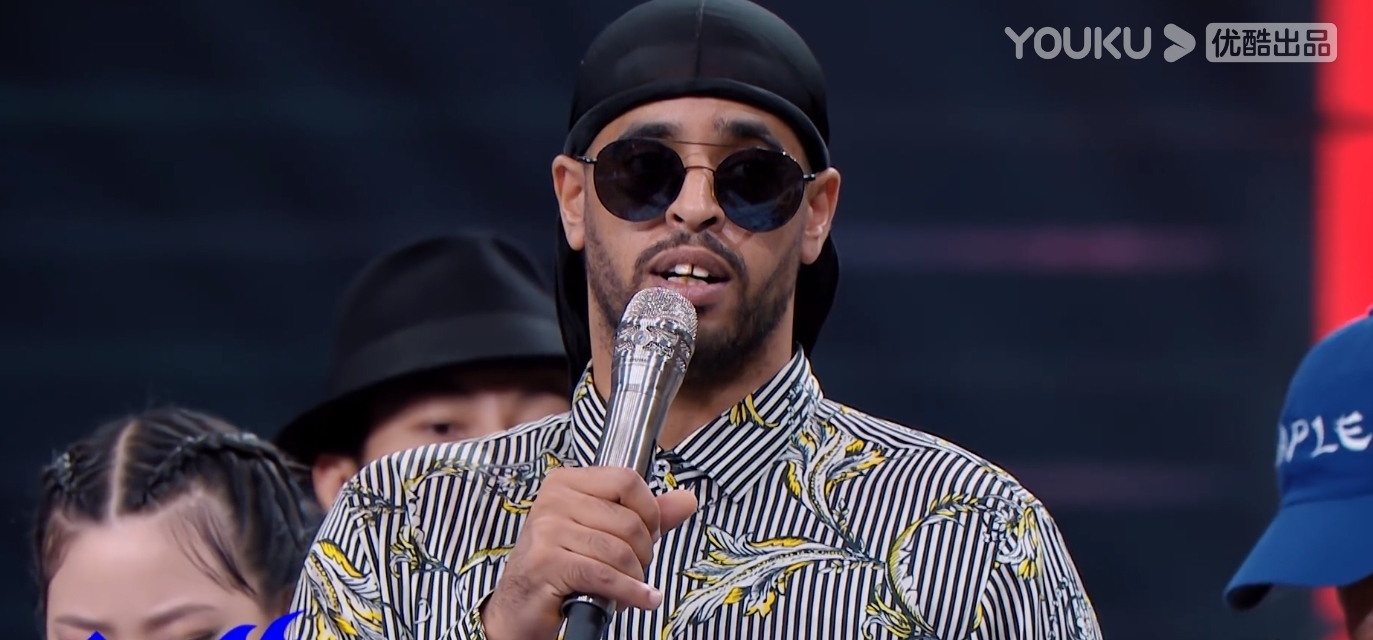 《街舞4》有人刻意破坏尼尔森与王一博关系，来看大神是如何回击