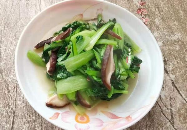 槐花|日常午餐三菜一汤,菜肴咸鲜下饭,汤品鲜美好喝,成本才30多元