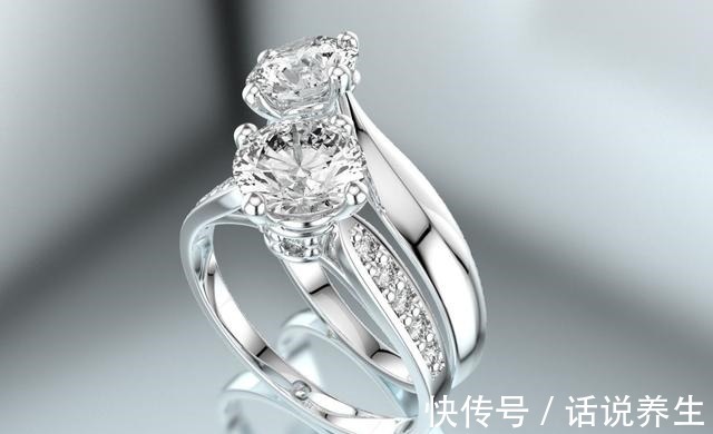 钻石$结婚钻戒如何挑选结合5个方面选择,看完还不会选就算我输!