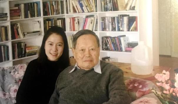 杜致礼 翁帆为何甘愿嫁给82岁的杨振宁，3年前，她接受采访时给出了答案