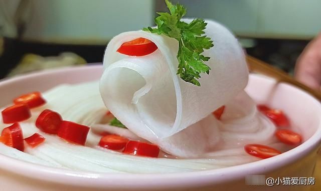 这样做出来的雪碧泡萝卜,成菜酸辣脆爽又开胃,吃一次忘不了