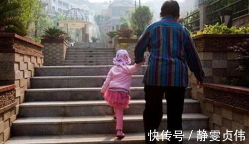 儿媳妇|有一种带娃叫奶奶“假带娃”,不利于孩子的成长,宝妈要妥善处理