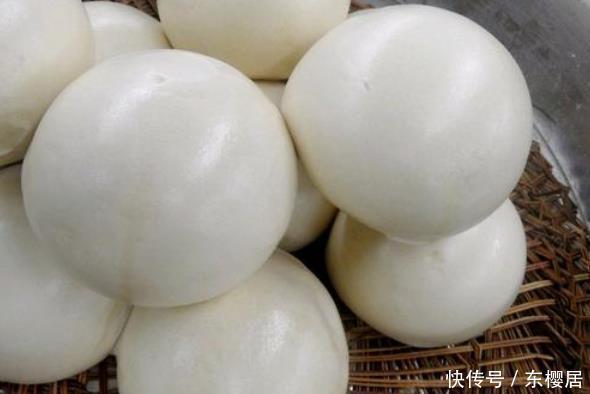 筋道|馒头店的馒头又大又白,加了啥东西?做好4点,暄软筋道,你也行