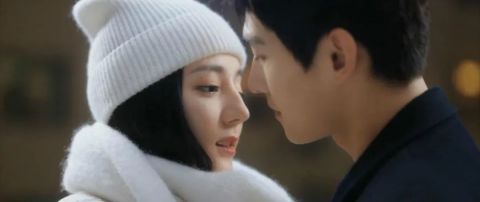 演员|开播4天就拿下8个冠军，迪丽热巴终于告别女演员的“尴尬”了？