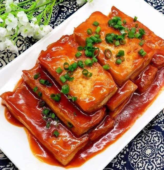 豆腐|两块钱做一盘菜,比糖醋里脊好吃,孩子一口一块