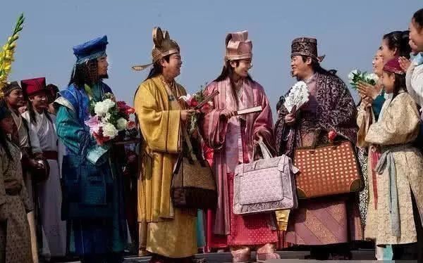 做官|四大才子之首唐伯虎,为何一生没有做官?竟因一场作弊事件!