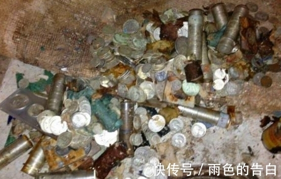 居民|英国居民打扫外祖父的老家，无意中发现令他落泪的巨额财富