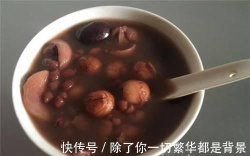 百合|长期失眠,精神差?常喝它,一躺床就睡到天亮,无梦白天精神