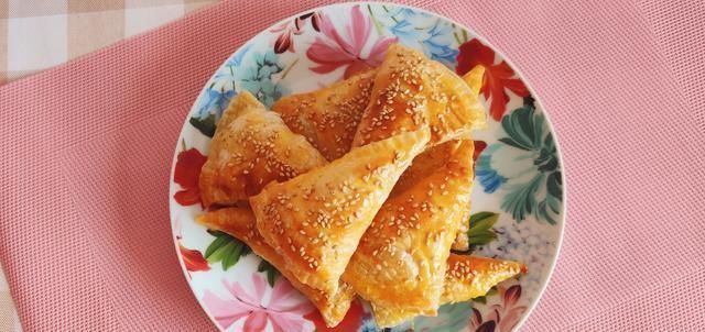 苹果派|宅在家里做一个香甜苹果派,简单又好吃,开启苹果新吃法