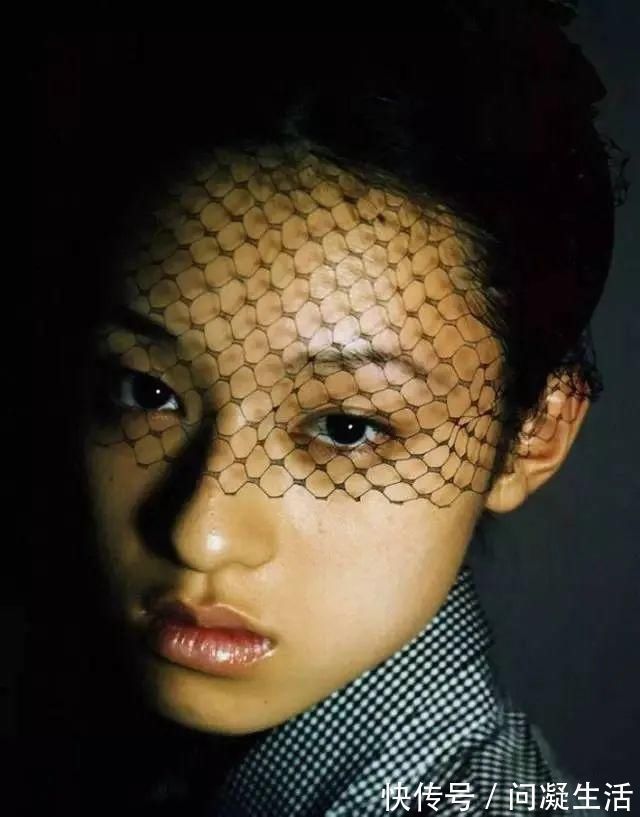 发型 女团宫斗修罗场,参不透她搞发型的心机,尔等终究是洗脚婢