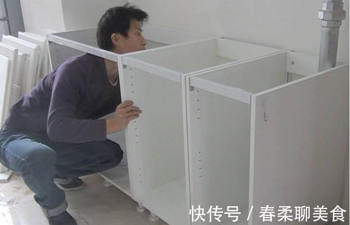 厨房|厨房装修不要再买橱柜了,越来越多人这样设计,省钱好用寿命又长