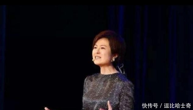 主持人|央视名嘴张泉灵,因为生病辞职,后投资年轻小伙成富豪