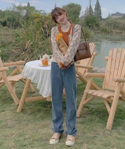 早春怎么兼顾优雅与时尚？这4个“配色”妙招值得收藏，超洋气