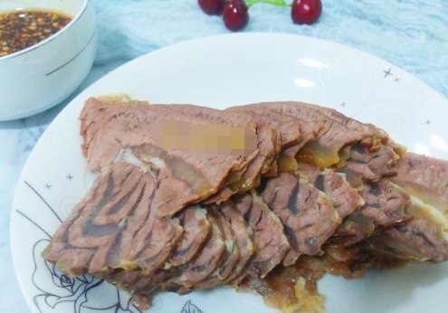 不柴|酱牛肉这做法最简单,牛肉软烂,酥嫩爽口,不硬不柴,特入味!