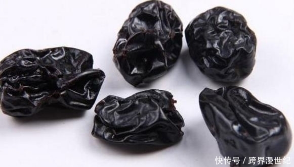 春天了,女性要吃幾種食物,皺紋色斑消失,氣色紅潤,遠離不適