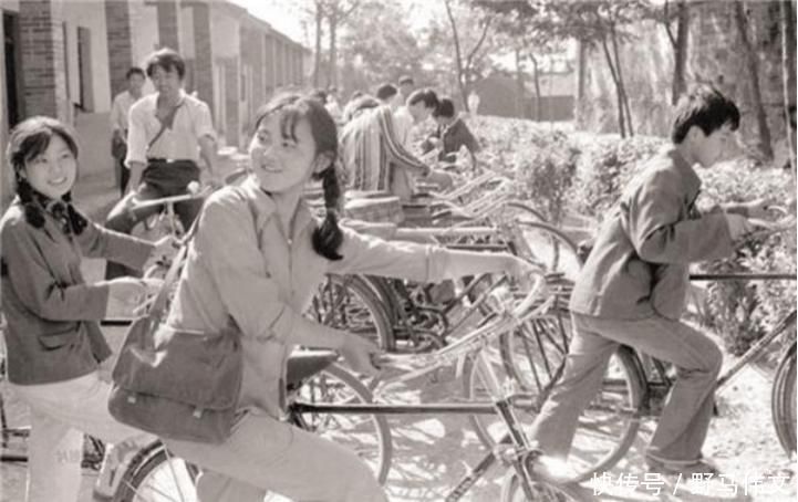 年代!80年代5大“金饭碗”,当时人人向往,如今却沦落为底层职业