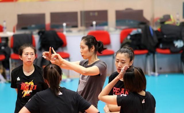 杨方旭|她是朱婷最佳搭档、中国女排郎平第一爱将，却被判禁赛！