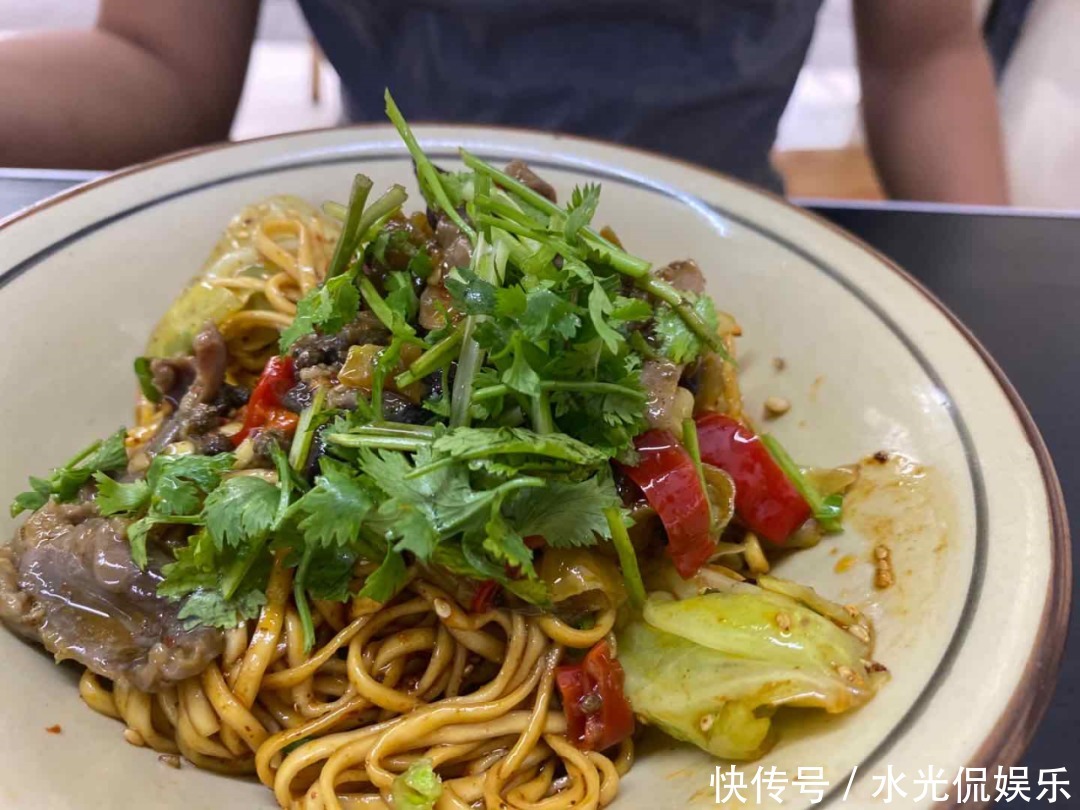 碗面|峨眉人早晨的第一碗面,你吃的哪家