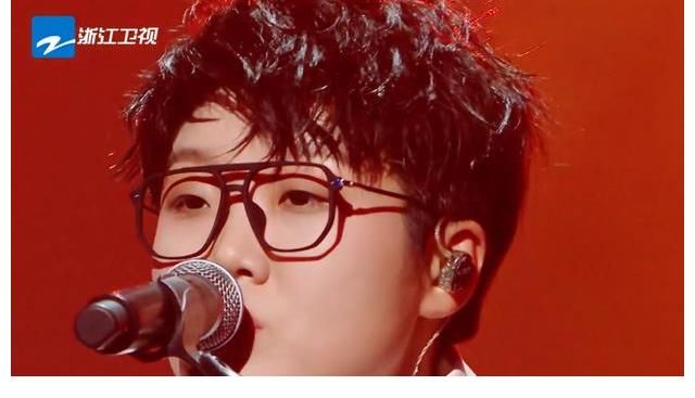 這節(jié)目刷新了大眾對樂隊的概念，26人加一塊難組一支樂隊