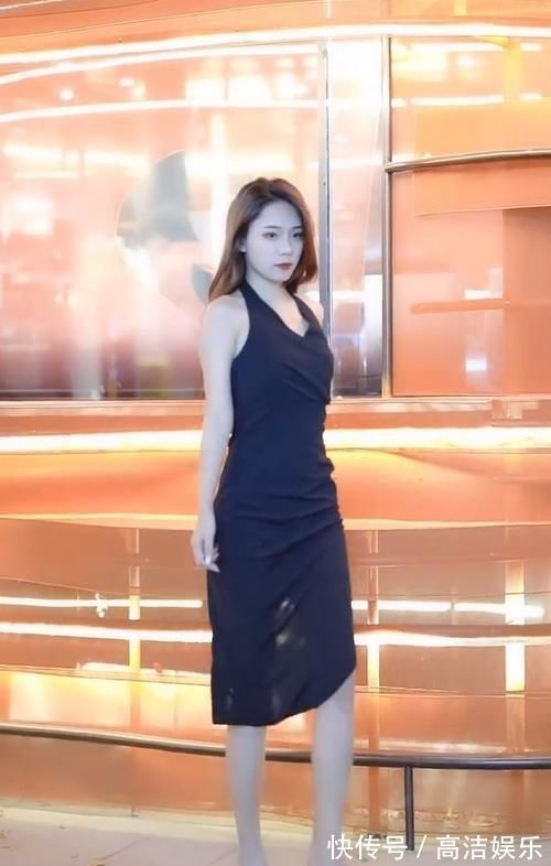 紧凑 设计紧凑的黑色礼服裙,穿出了女神范,展现时尚魅力!