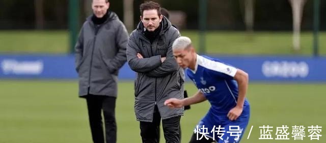 转会|彭雷埃弗顿和纽卡谁的转会效果更好!