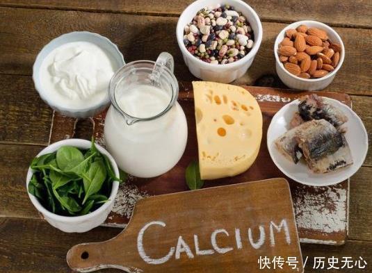 老年人如何补钙才好只靠吃钙片医生有3点经验教给你