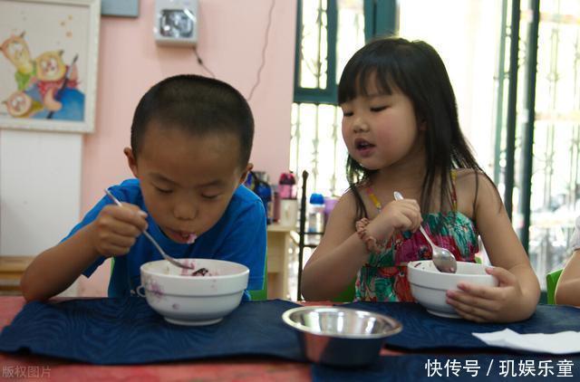涵涵|孩子不好好吃饭，父母愁，试试这几个方法，或许你不用追着孩子喂