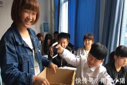 班主任|爸妈当自己的班主任,是一种什么体验?孩子:第一个倒霉的就是我