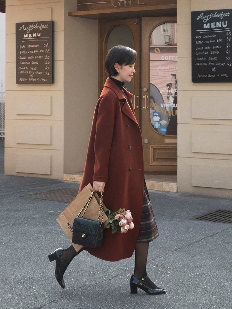 冬天|冬天大衣要怎么穿才高级?从款式和搭配入手,让你轻松美出新高度