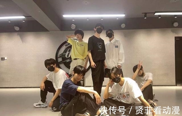 我就是演员|时代少年团严浩翔,25秒跳舞视频成平台热门第二,三天涨粉39万