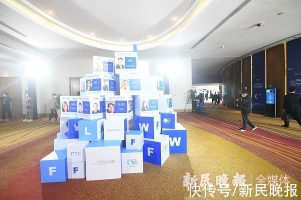 2021世界顶尖科学家论坛｜人工智能会让化学家失业吗？“最强大脑”们有不同看法