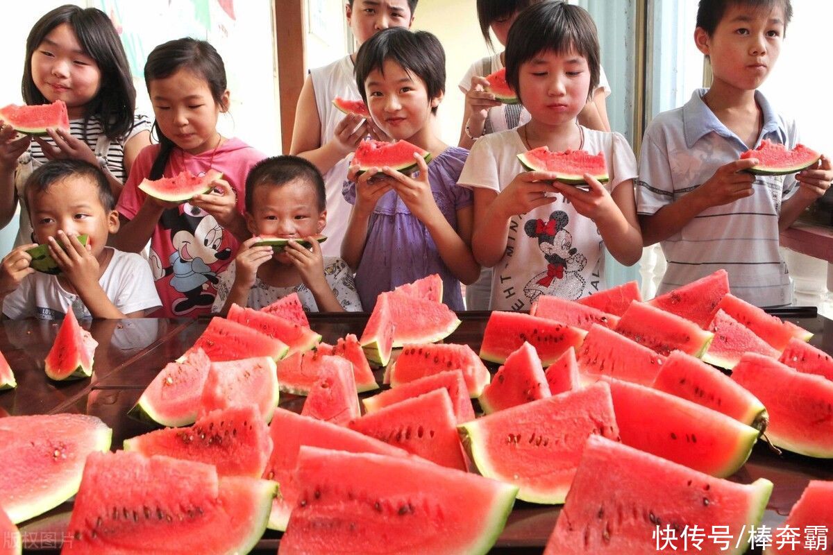 农村|立秋到,农村立秋习俗要做到“一贴二啃三吃”,指的是啥呢?