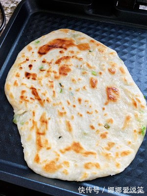 爱吃烙饼的一定要收藏，和面才是关键，外酥内软，凉了都不硬！