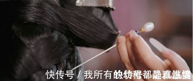 和尚|清朝强迫百姓必须留一条辫子,那天生就不长头发的人该咋办?