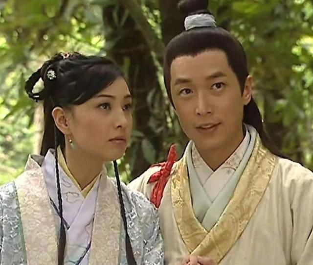 穷秀才出上联有木也是桥,无木也是乔,寡妇下联一出,秀才逃了