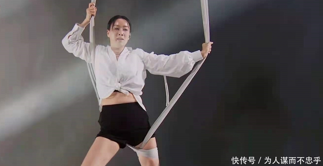 《浪姐2》总决赛引热议,知名音乐人上线点评,周笔畅组获得肯定