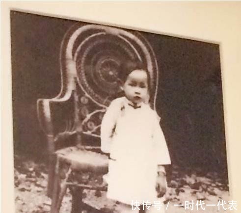 小妾连生四子, 正妻被赶到后院居住, 但四个庶子没有赢过一个嫡女!