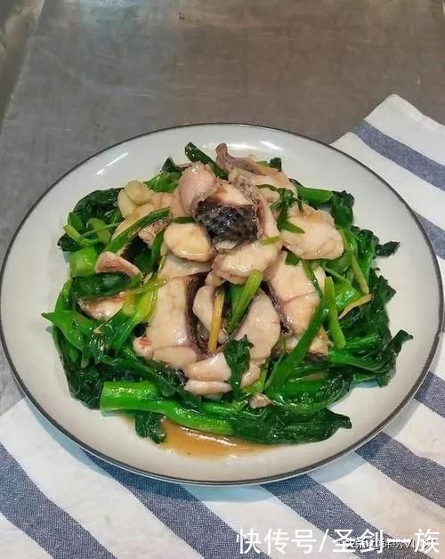 年夜饭必做的硬菜，颜值高上档次，好吃好做好寓意，待客拿得出手