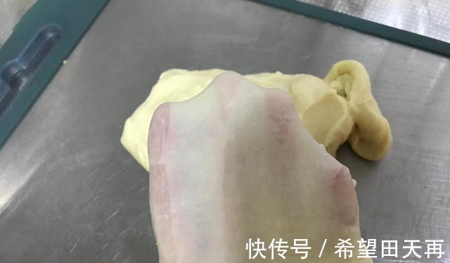 烤箱|孩子马上快开学,早餐匆忙,学会这款主食,做1次吃3天,补足营养!