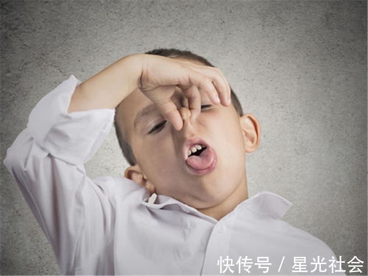 饮食习惯|孩子因嘴臭遭同学嫌弃,检查后取出这东西,亲妈都嫌臭