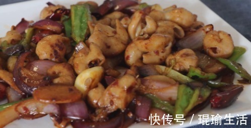 猪大肠这样做实在太香了，我家隔三差五就吃一次，比红烧肉还解馋