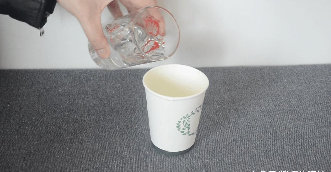 为什么要在家里放瓶花露水, 看完就明白了, 能解决家家户户的烦恼