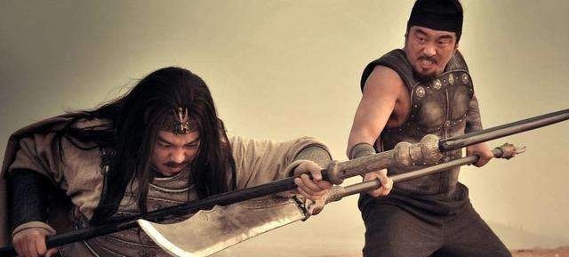 赵云|虎痴许褚,曾和赵云马超激战都没吃亏,为啥和张飞交手却一败涂地