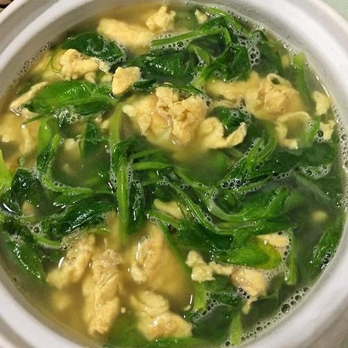 加上一些|天冷了,多给家里人喝此汤,简单煮一煮,营养极高,冬天要多喝它