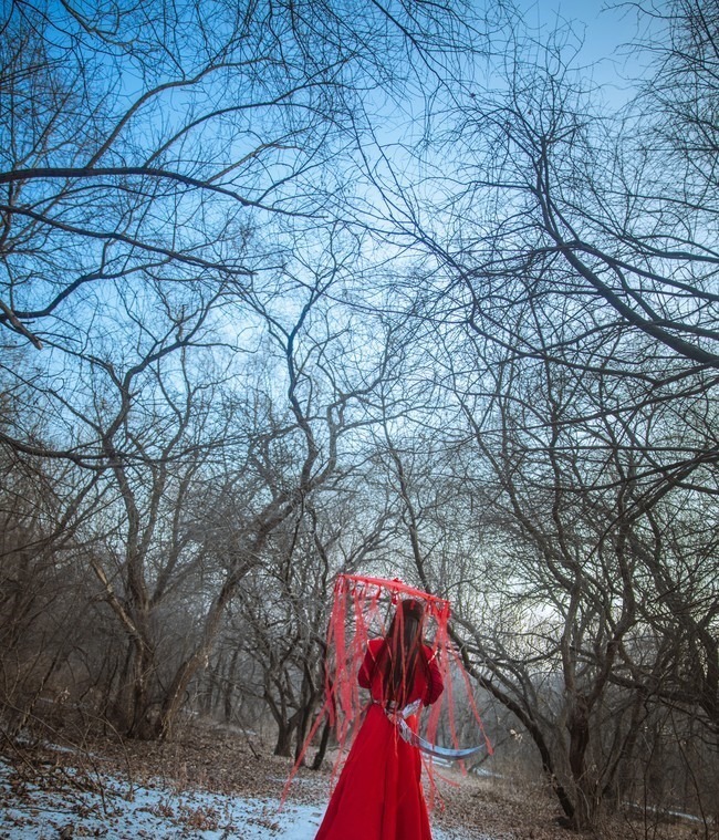 厄命|天官赐福Cos这个花城婚服绝了!网友是羡慕不来的身高和颜值