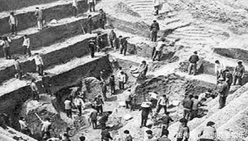 马王堆|村民炸山发现“古墓”,规模是马王堆18倍,专家:主人身份显赫