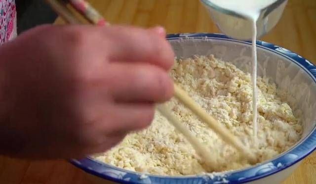 学会这样做面包，再也不用出去买着吃了，喜欢赶紧收藏起来吧